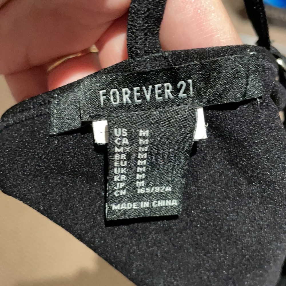 Forever 21 spandex cropped tank mesh neckline - Picture 5 of 5